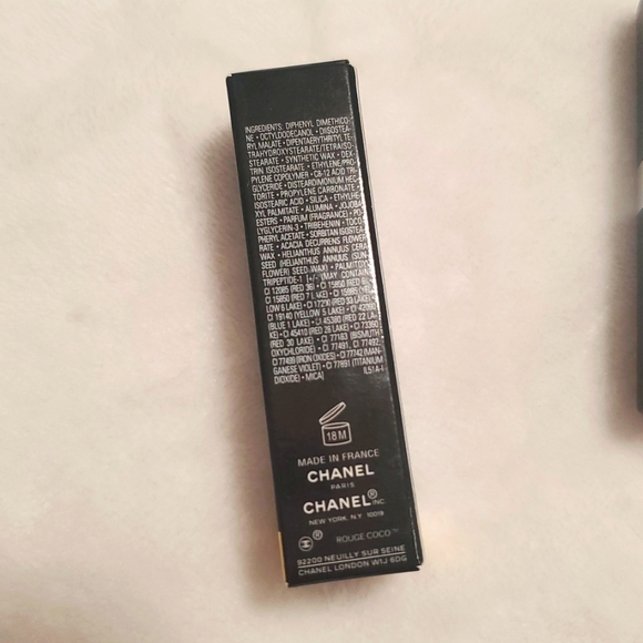 AUTH CHANEL Rouge Coco Bloom Hydrating Plumping Lip Color 124 Merveille - Picture 8 of 11